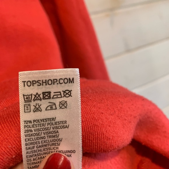 TOPSHOP | Red Glitter Heart Hoodie - Picture 6 of 6
